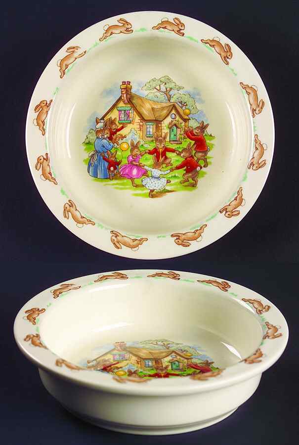 Bunnykins (Albion Shape) 6" Round Baby Plate by Royal Doulton-1