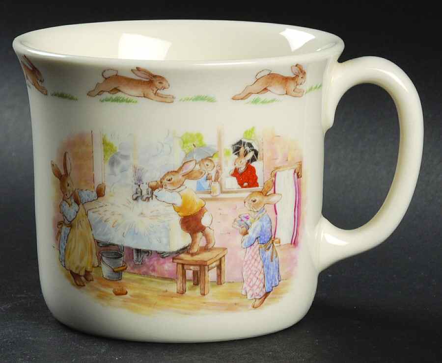 Bunnykins (Albion Shape) 1 Handle Hug a Mug Mug by Royal Doulton-1