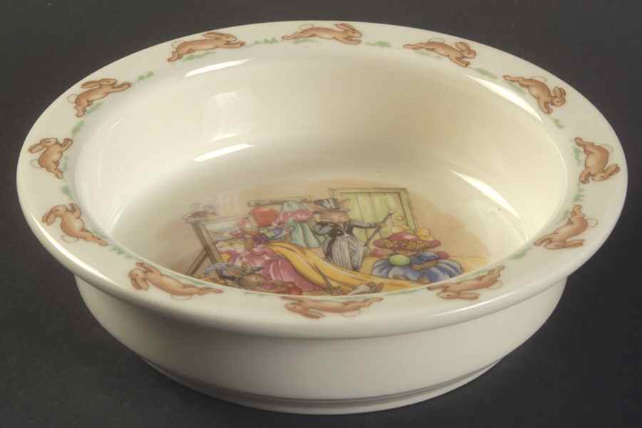 Bunnykins (Albion Shape) 6" Round Baby Plate by Royal Doulton-1