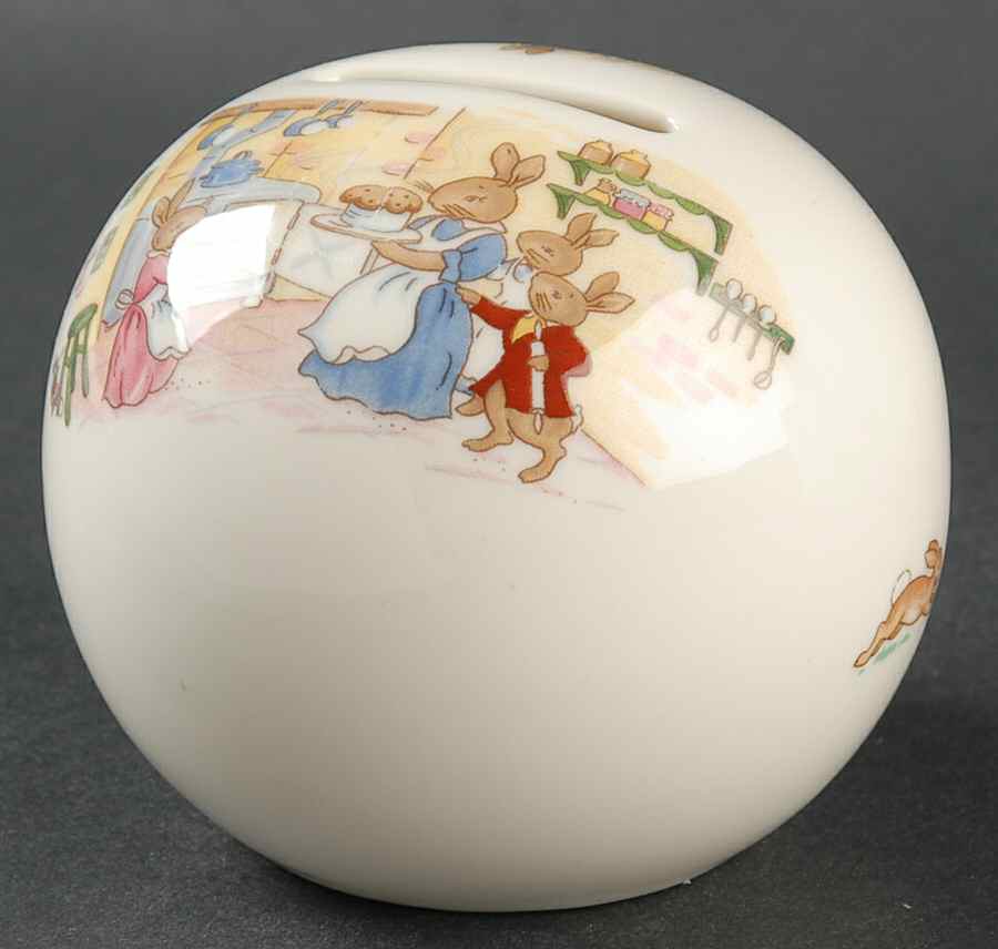 Bunnykins (Albion Shape) Bank by Royal Doulton-1