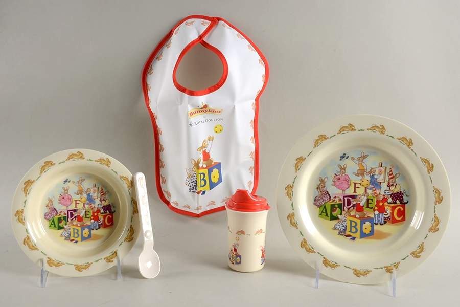 Bunnykins (Albion Shape) (5 Piece) Melamine Dinner Set by Royal Doulton-1