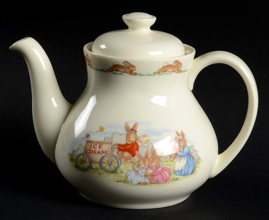 Bunnykins (Albion Shape) Mini Teapot & Lid by Royal Doulton-1
