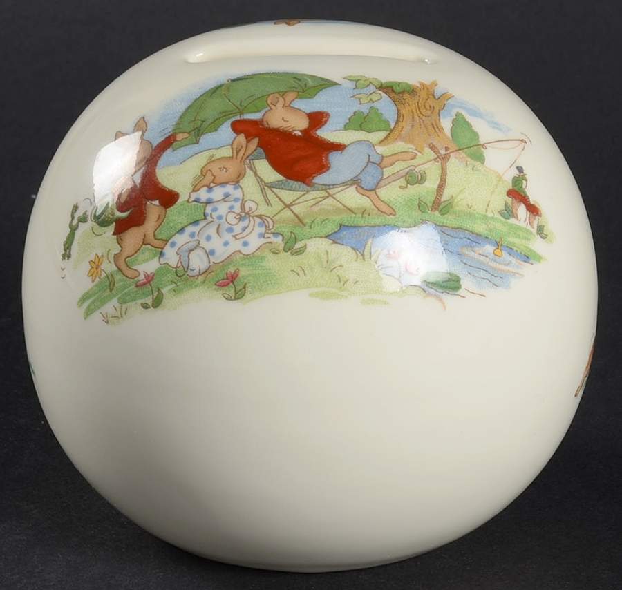 Bunnykins (Albion Shape) Bank by Royal Doulton-1