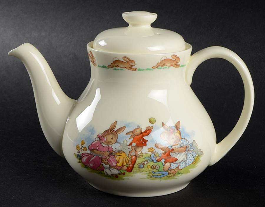 Bunnykins (Albion Shape) Mini Teapot & Lid by Royal Doulton-1