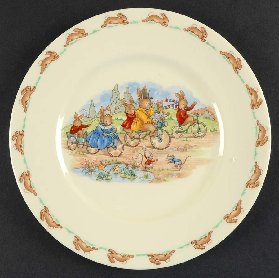 Bunnykins (Albion Shape) Luncheon Plate by Royal Doulton-1