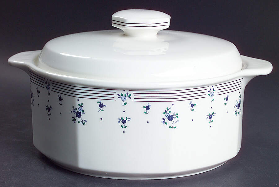 Calico Blue 1.75 Qt Round Covered Casserole by Royal Doulton-1