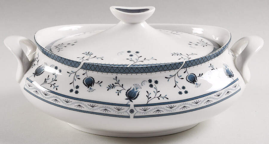 Cambridge Oval Covered Vegetable by Royal Doulton-1