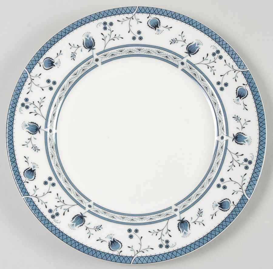 Cambridge Luncheon Plate by Royal Doulton-1