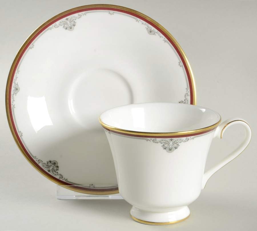 Cambridge Footed Cup & Saucer Set by Royal Doulton-1