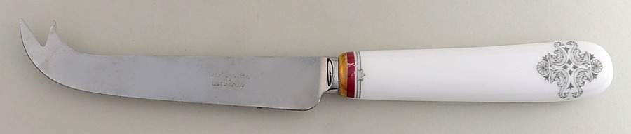 Cambridge Cheese Knife with Stainless Blade by Royal Doulton-1