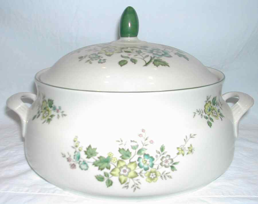 Campagna Green Round Covered Vegetable by Royal Doulton-1