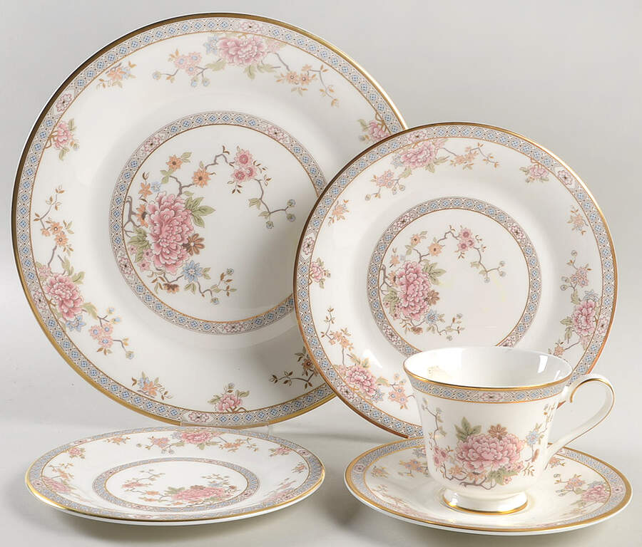 Canton 40 Piece Estate Set by Royal Doulton-1