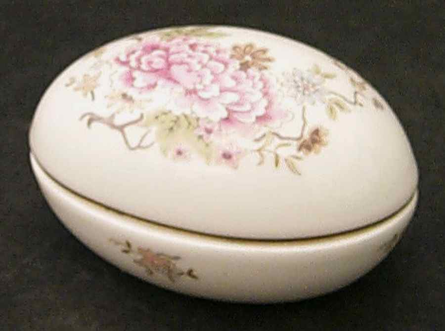 Canton Small Egg Box & Lid by Royal Doulton-1