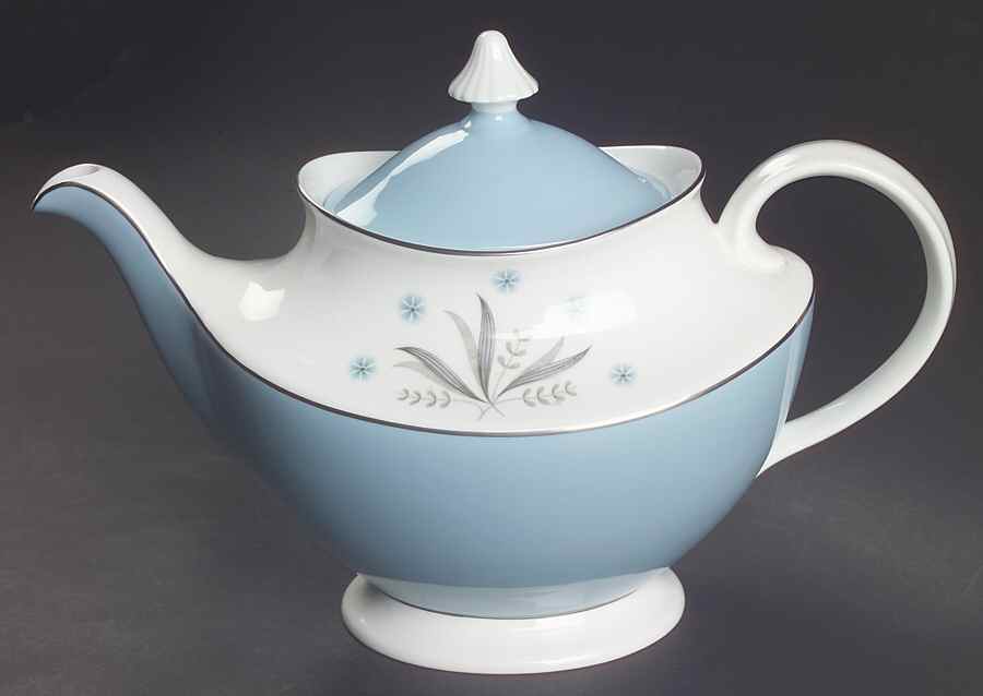 Caprice (H4950) Teapot & Lid by Royal Doulton-1