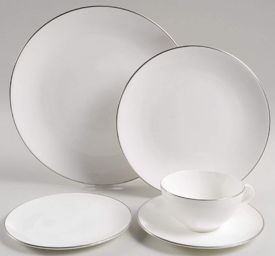 Carousel 5 Piece Place Setting by Royal Doulton-1