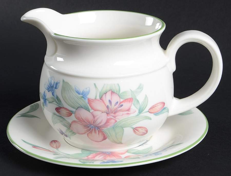 Carmel Gravy Boat & Underplate by Royal Doulton-1