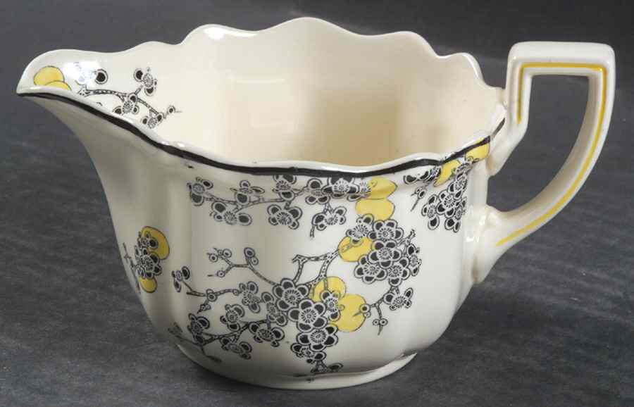 Carnival Gravy Boat by Royal Doulton-1