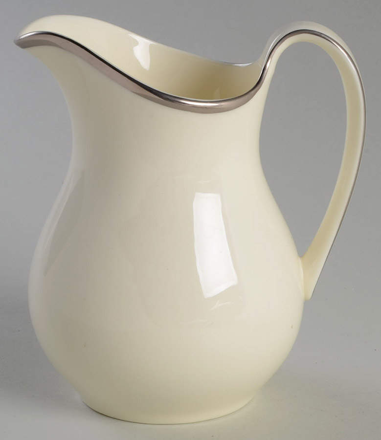 Carolyn Creamer by Royal Doulton-1