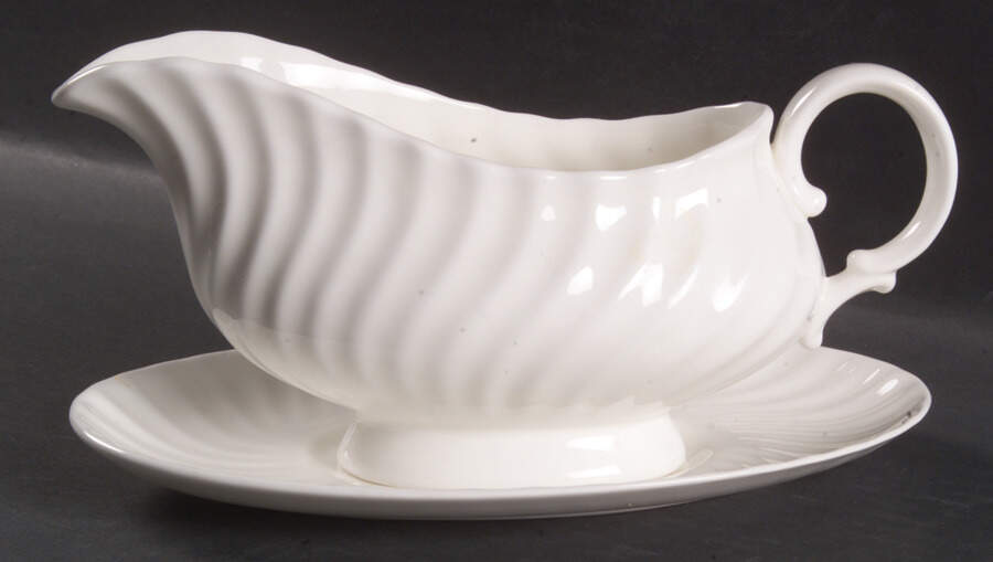 Cascade Gravy Boat & Underplate by Royal Doulton-1