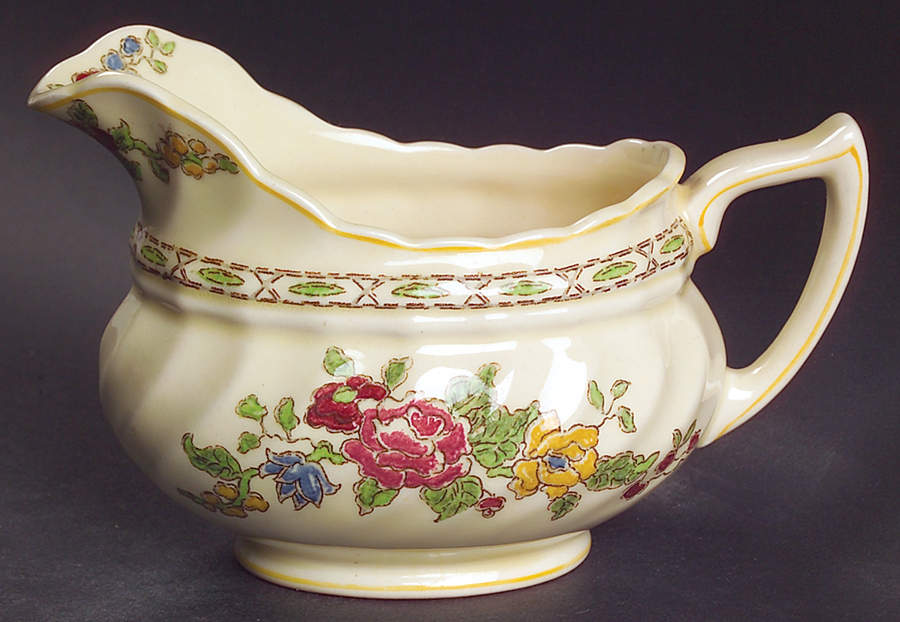 The Cavendish Creamer by Royal Doulton-1