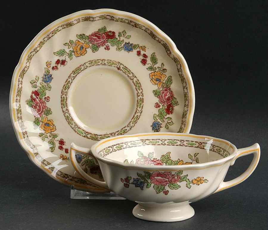 The Cavendish Footed Cream Soup Bowl & Saucer Set by Royal Doulton-1