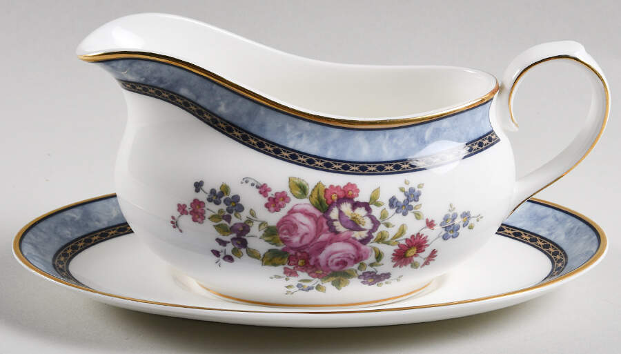 Centennial Rose Gravy Boat & Underplate by Royal Doulton-1