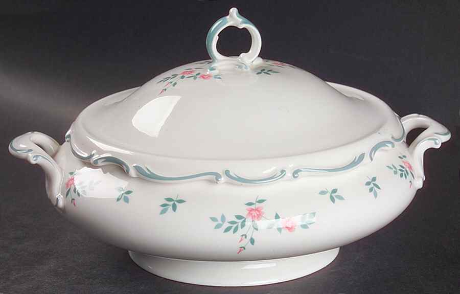 Chatelaine Round Covered Vegetable by Royal Doulton-1