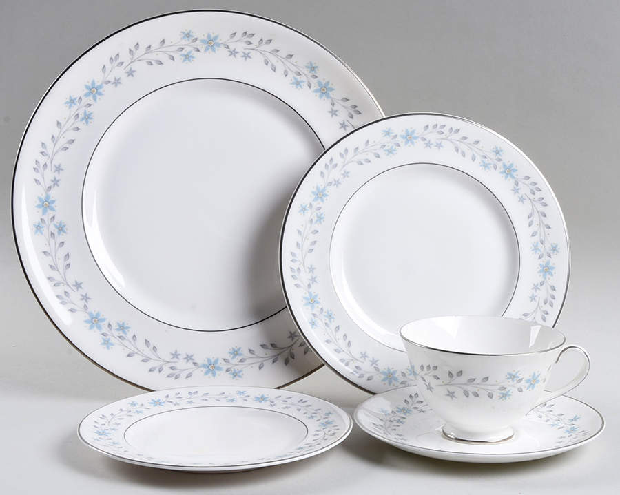 Chalet 5 Piece Place Setting by Royal Doulton-1