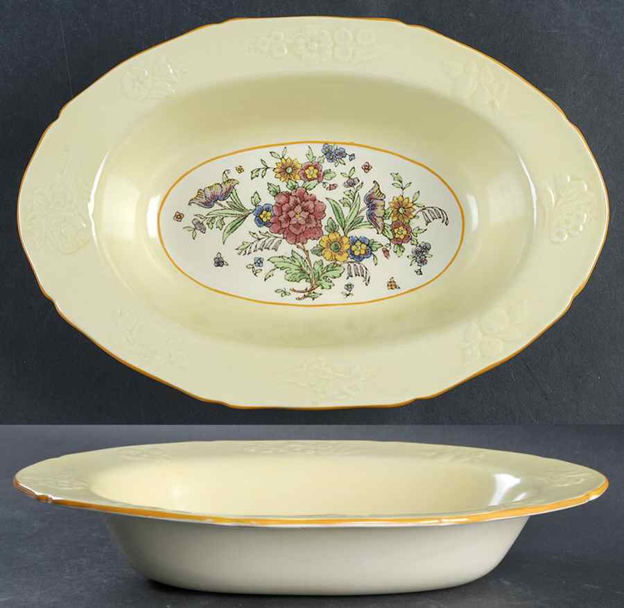 The Chatsworth 11" Oval Vegetable Bowl by Royal Doulton-1
