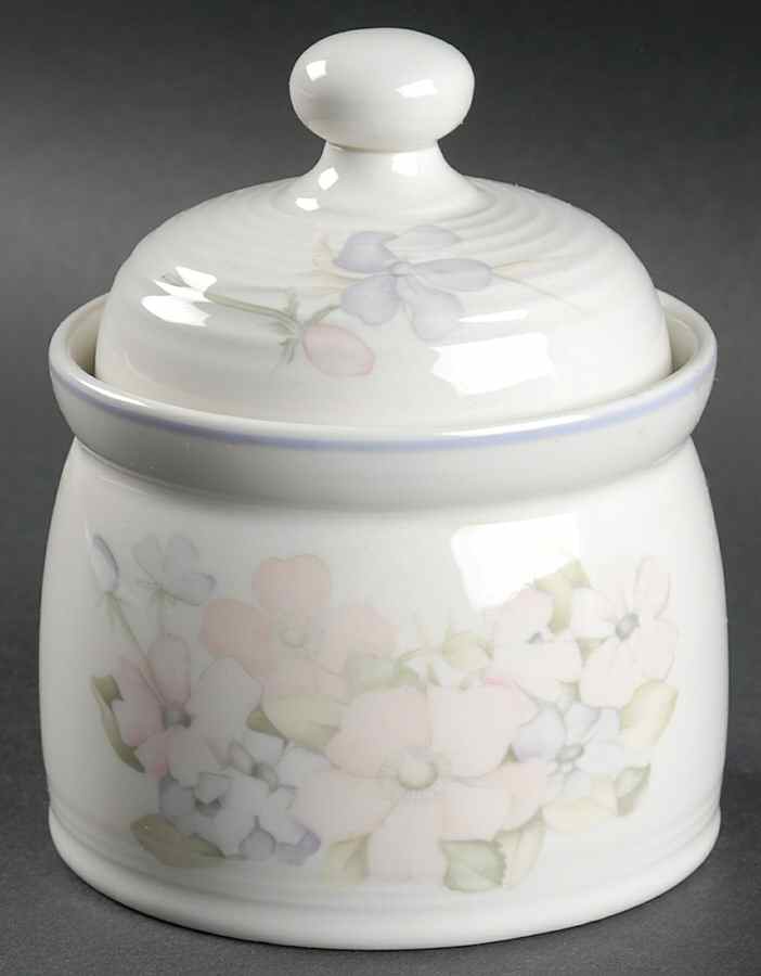 Chelsea Sugar Bowl & Lid by Royal Doulton-1