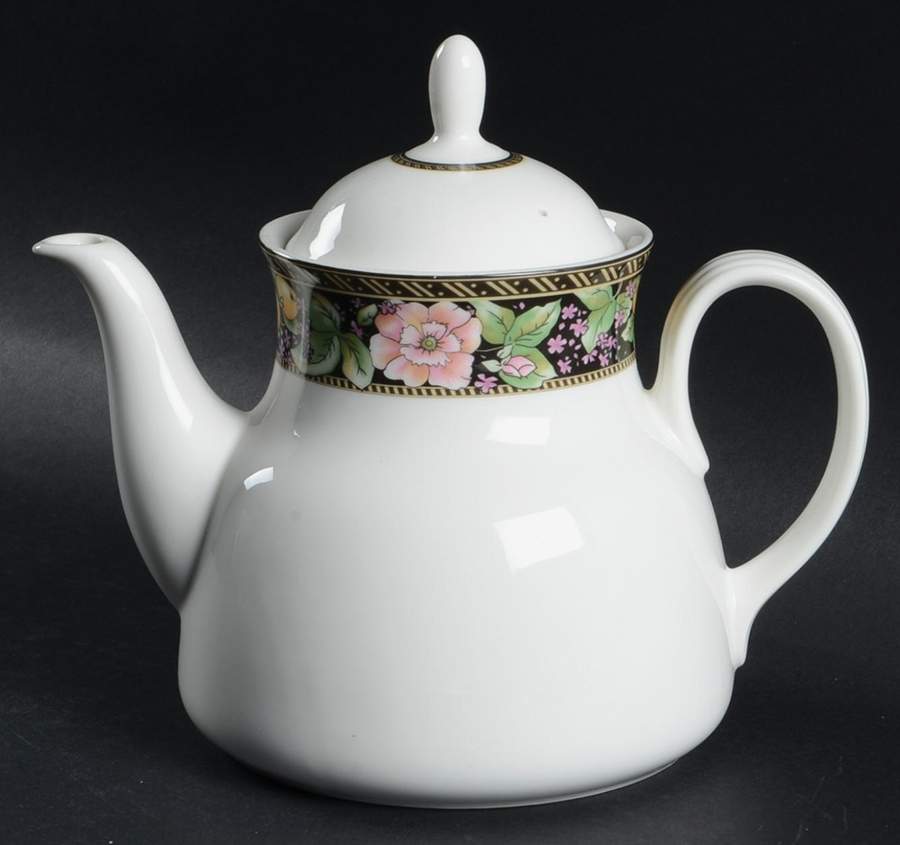 Chelsea Garden Teapot & Lid by Royal Doulton-1