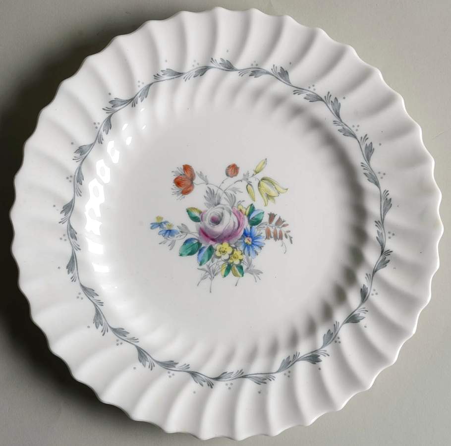 Chelsea Rose Luncheon Plate by Royal Doulton-1
