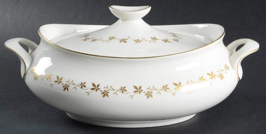Citadel Oval Covered Vegetable by Royal Doulton-1