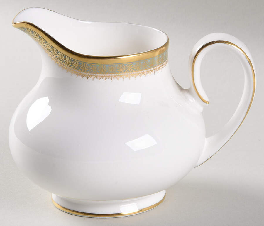 Clarendon Creamer by Royal Doulton-1