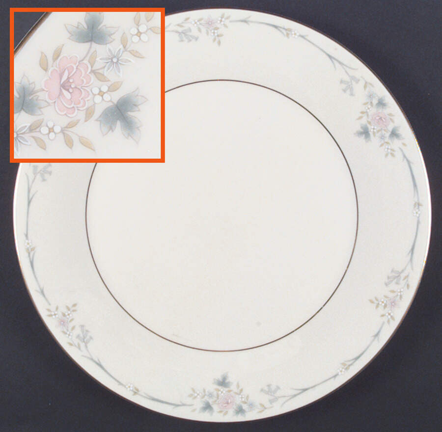 Classique Dinner Plate by Royal Doulton-1
