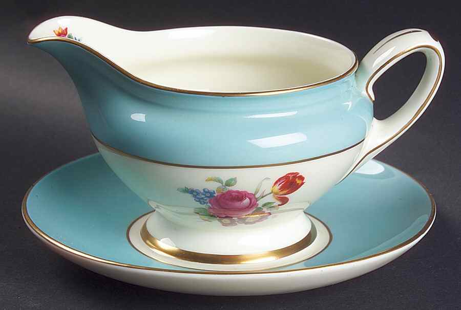 Clifton Gravy Boat with Attached Underplate by Royal Doulton-1