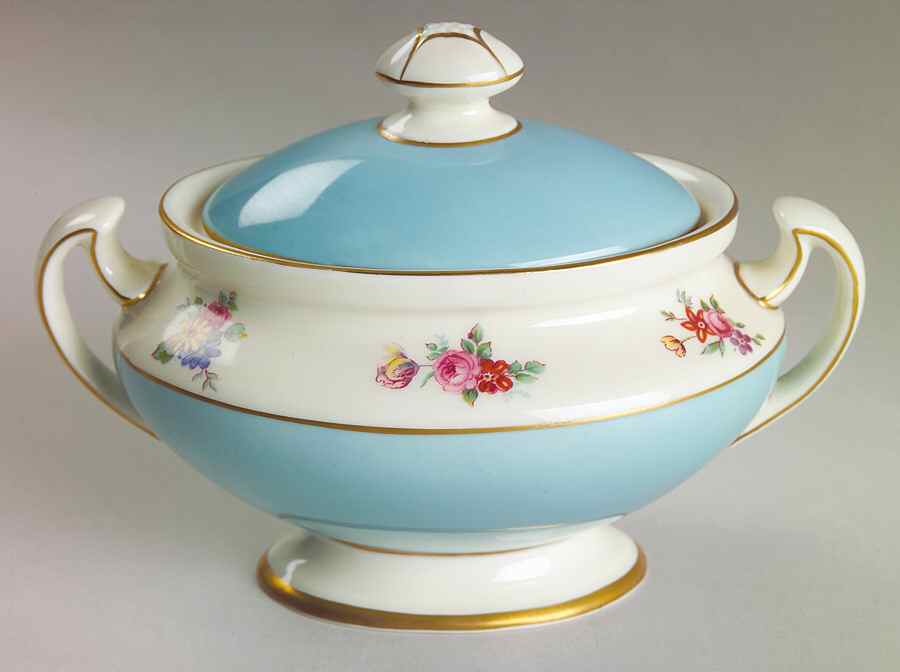 Clifton Sugar Bowl & Lid by Royal Doulton-1