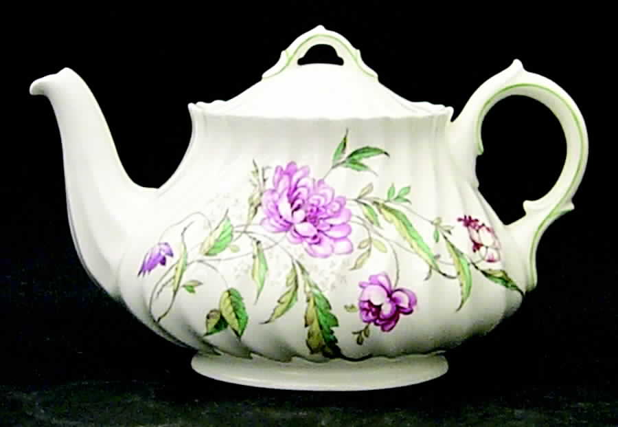 Clovelly Teapot & Lid by Royal Doulton-1