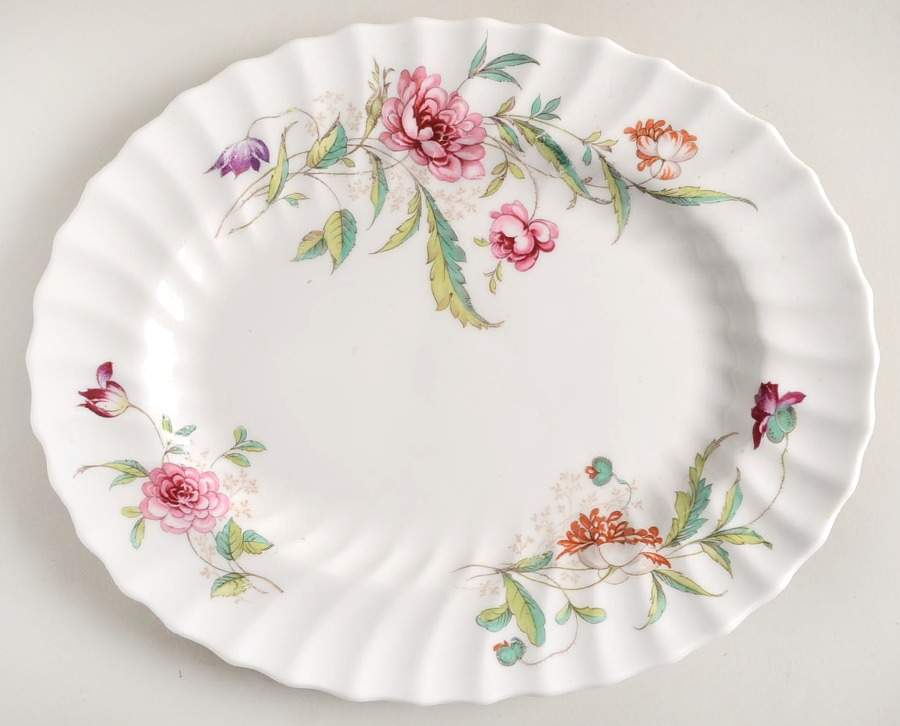 Clovelly 10" Oval Serving Platter by Royal Doulton-1
