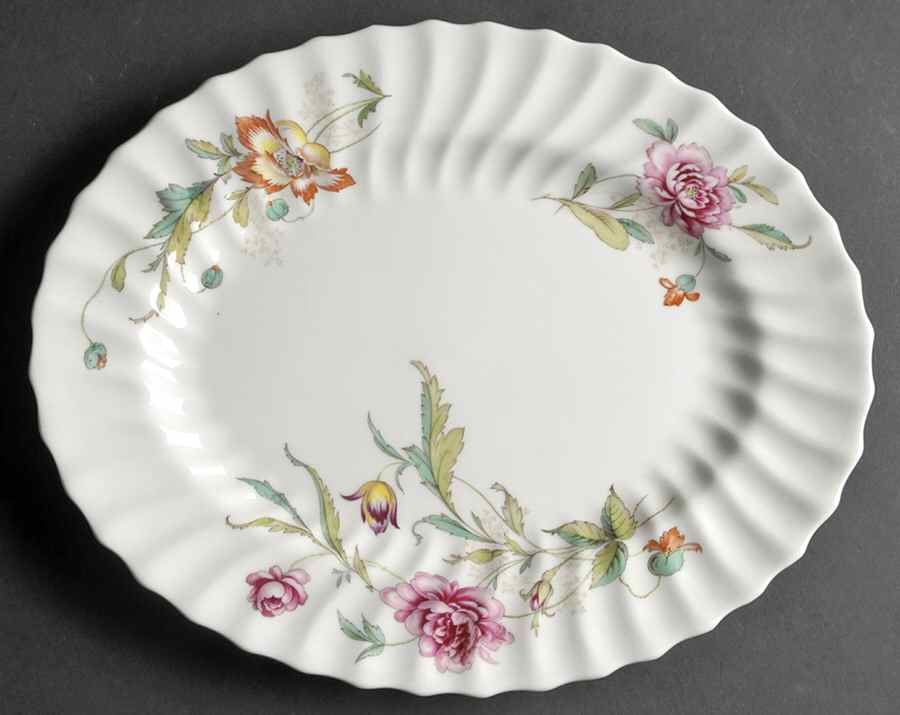 Clovelly 12" Oval Serving Platter by Royal Doulton-1