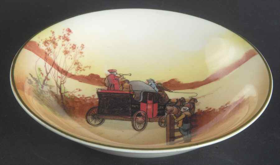Coaching Days (Smooth, Bone) Fruit/Dessert (Sauce) Bowl by Royal Doulton-1