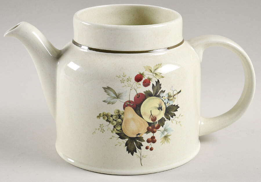 Cornwall (Rim, Double Green Trim) Teapot No Lid by Royal Doulton-1