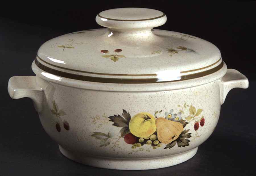 Cornwall (Rim, Double Green Trim) Individual Casserole & Lid by Royal Doulton-1