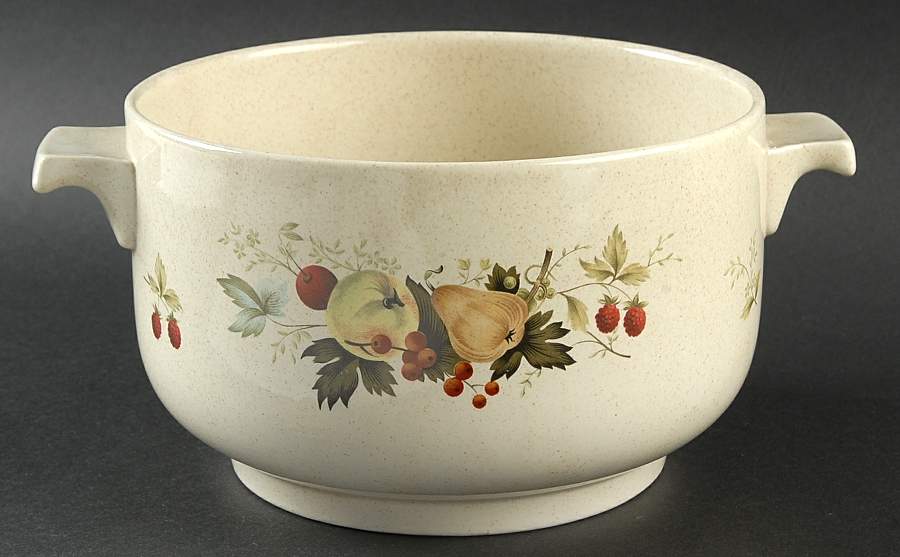 Cornwall (Rim, Double Green Trim) 2.25 Qt Round Casserole No Lid by Royal Doulton-1