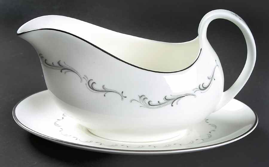 Coronet Gravy Boat & Underplate by Royal Doulton-1