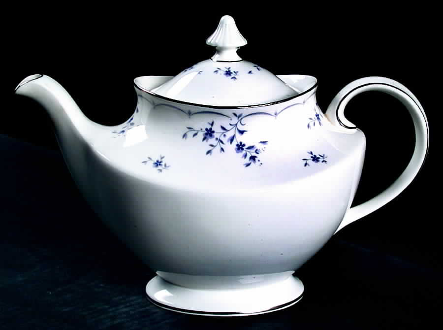 Cotillion Teapot & Lid by Royal Doulton-1