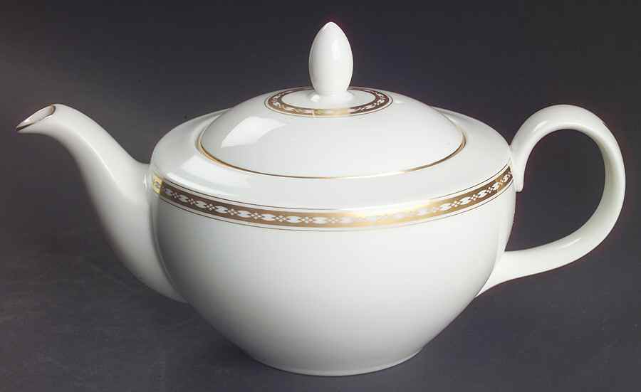 Cotillion Teapot & Lid by Royal Doulton-1
