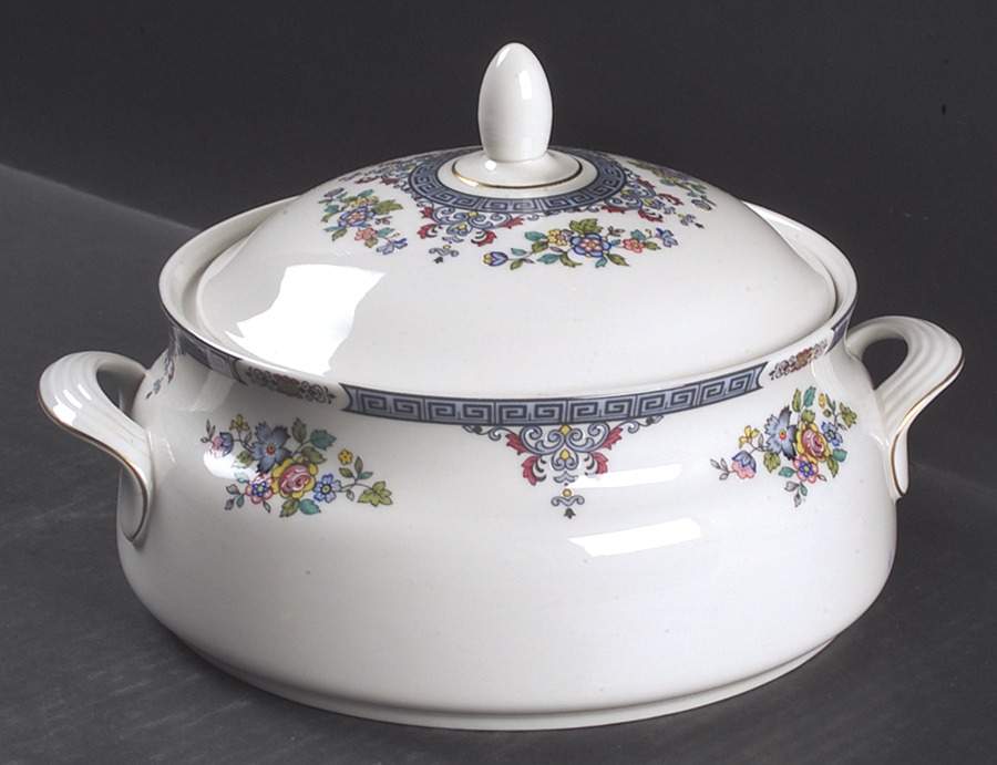 Cotswold Round Covered Vegetable by Royal Doulton-1