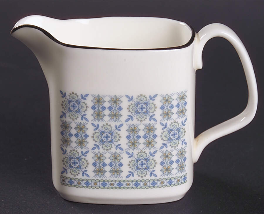 Counterpoint Mini Creamer by Royal Doulton-1