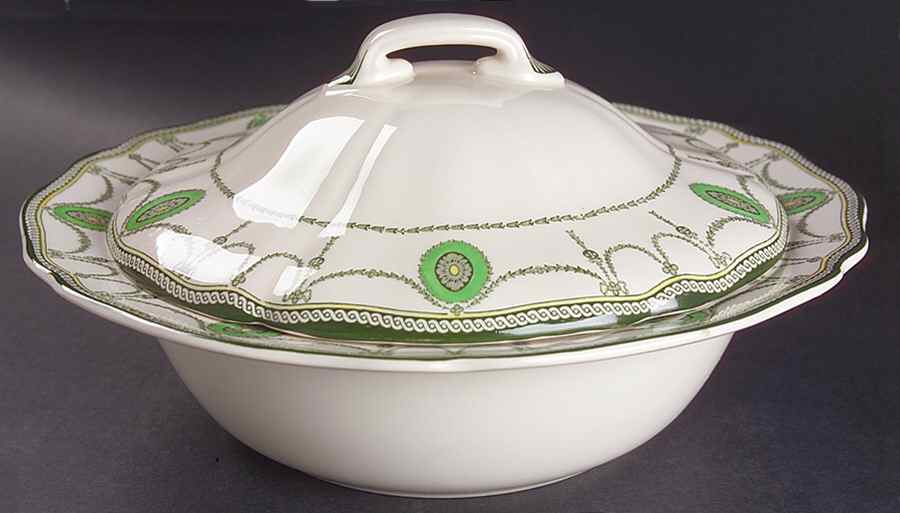 Countess Round Covered Vegetable by Royal Doulton-1